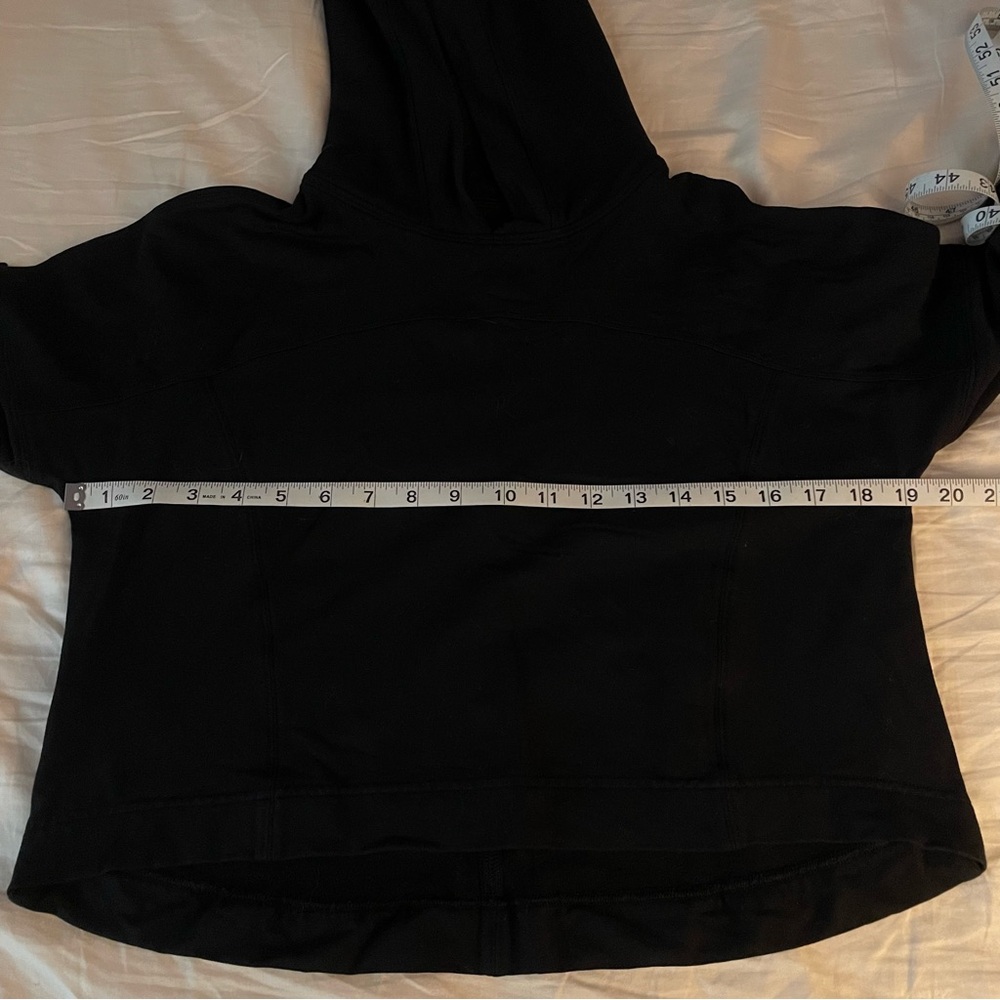 soft cropped basic hoodie - image 6